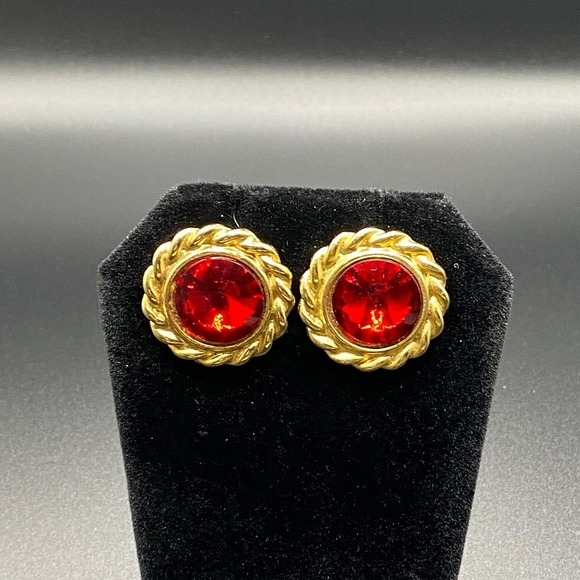 Vintage, Garnet Gemstone, Gold Plated, Clip On Earrings - Picture 1 of 4
